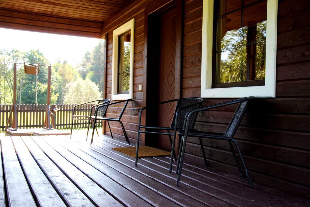 Hostal Dzukijos Uoga Virsurodukis Exterior foto