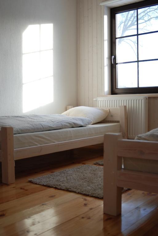 Hostal Dzukijos Uoga Virsurodukis Habitación foto